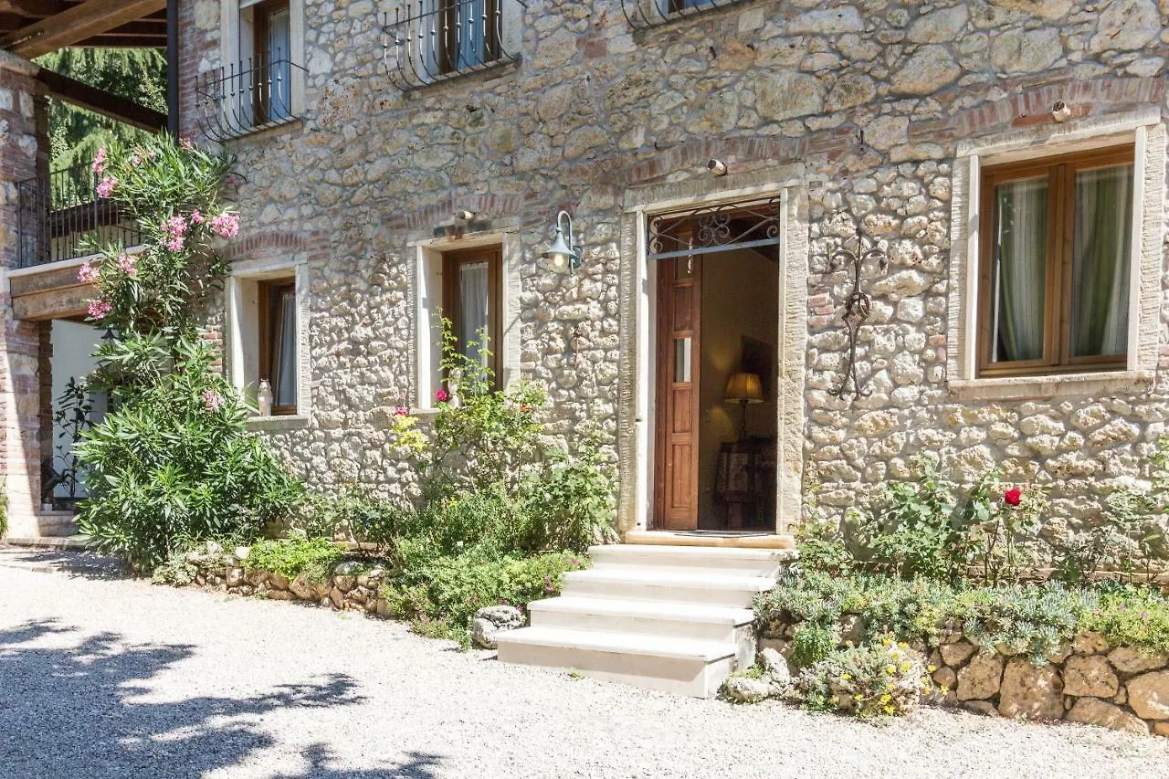 Bed & Breakfast B&B In Valle Lumignano Italy